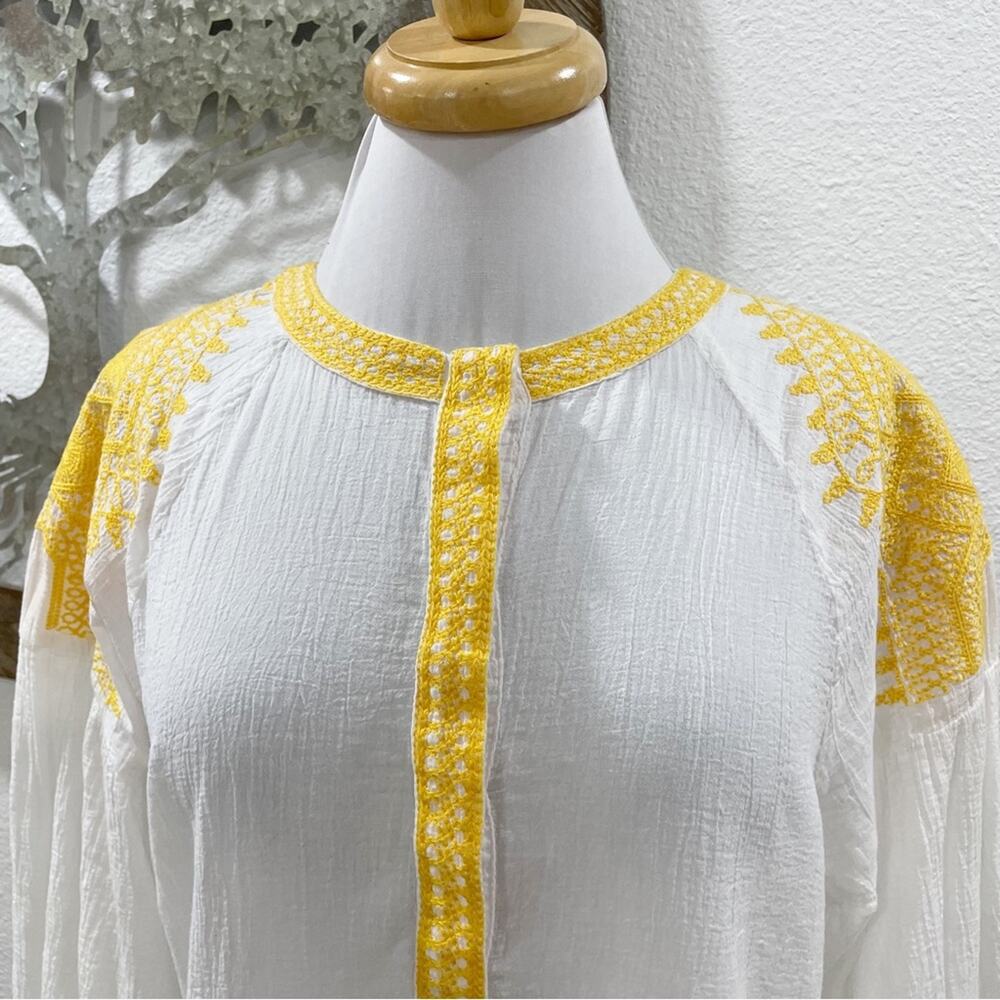 Cake Semisheer Embroidered Cotton Popover Tunic White Yellow Medium - Picture 2 of 7